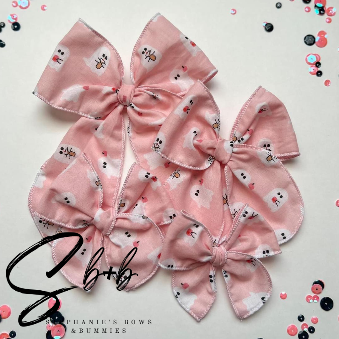 Pink w/White Pumkins Serged Bow