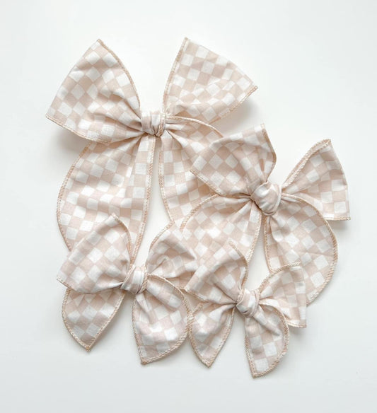 Cream Checkered Medium Serged Bow