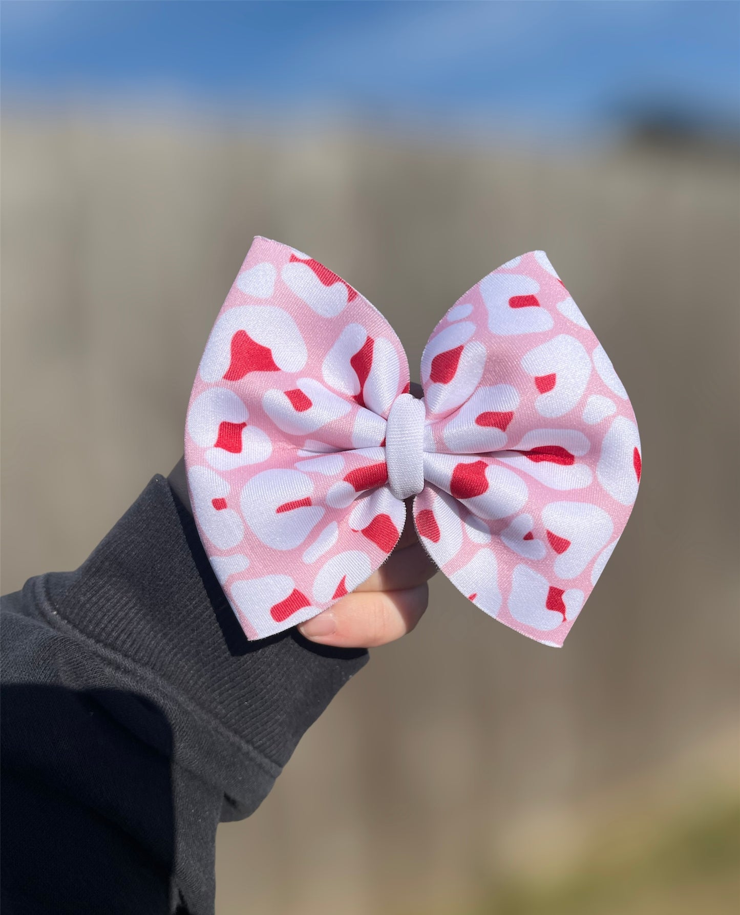 Pink/White Cheetah/Leopard Puffy Bow