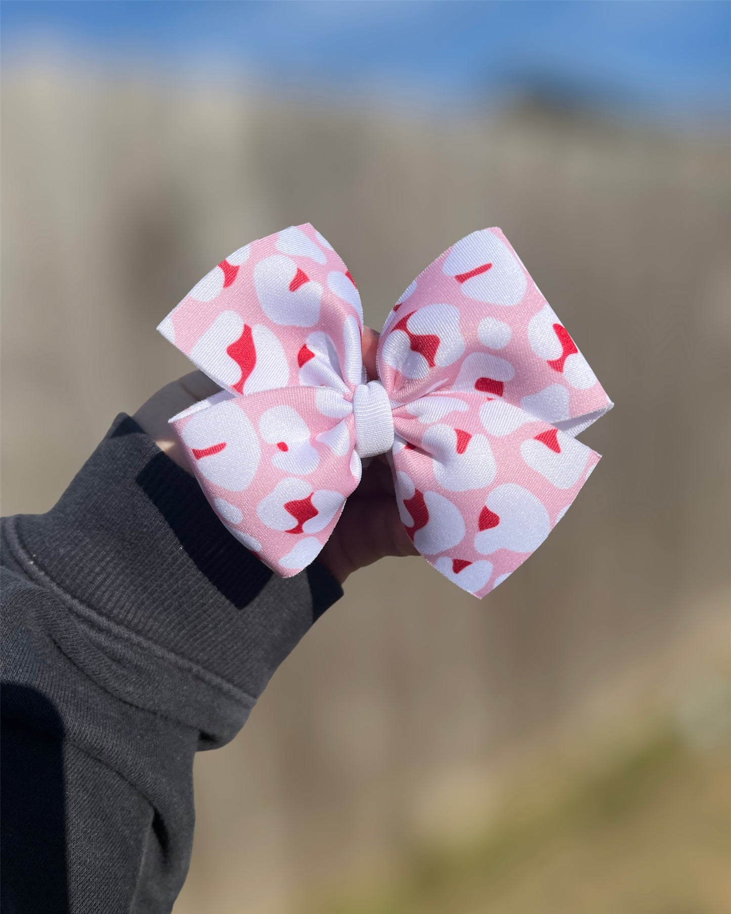 Pink/White Cheetah/Leopard Puffy Bow