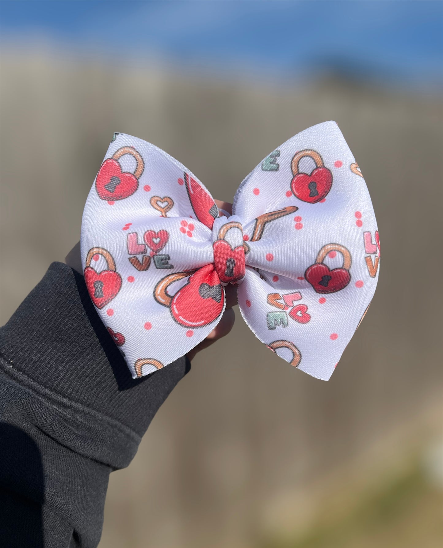 Lock & Key Love Hearts Puffy Bow