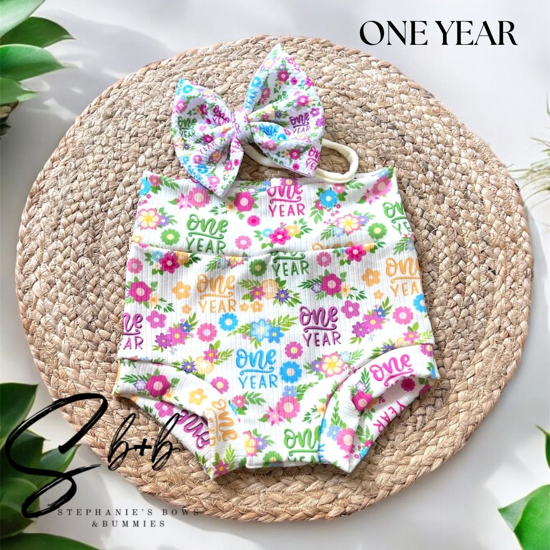Milestone Bummies+Bow Floral