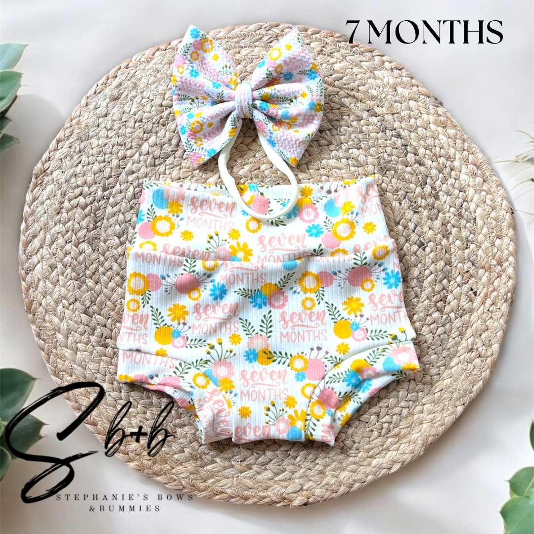 Milestone Bummies+Bow Floral