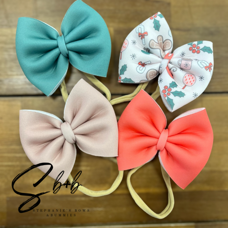 Green Solid (Gingerbread Man) Puffy Bow