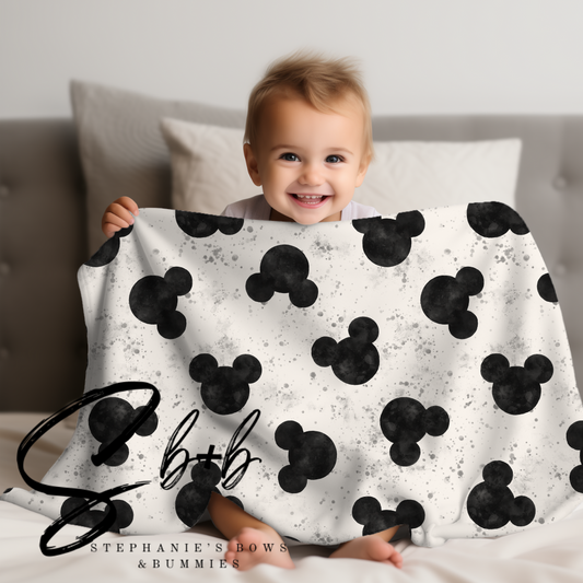 Mouse Black and White Blanket